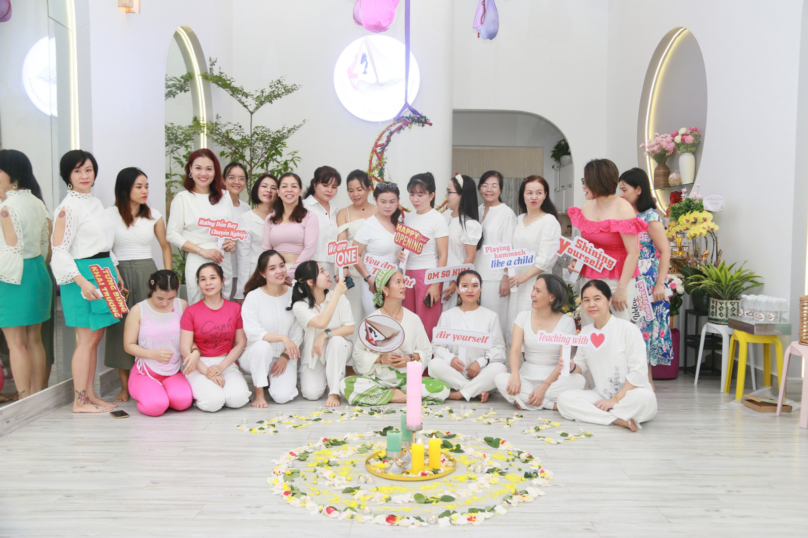 Aerial Yoga đẹp nhất HCM