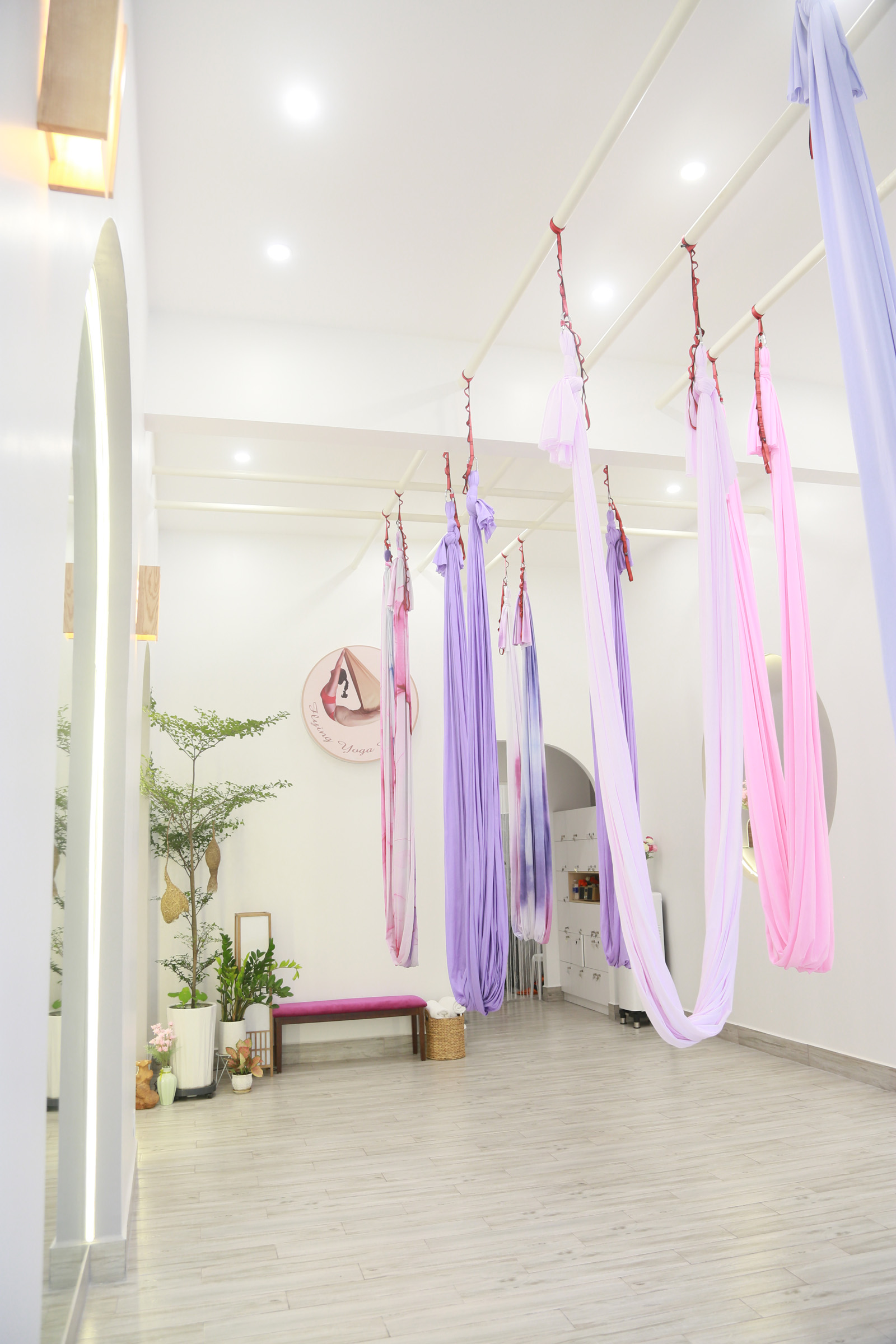 Aerial Yoga đẹp nhất Sài Gòn