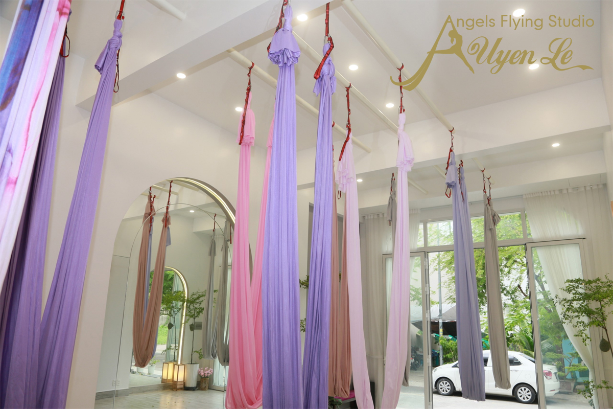 Aerial Yoga HCM